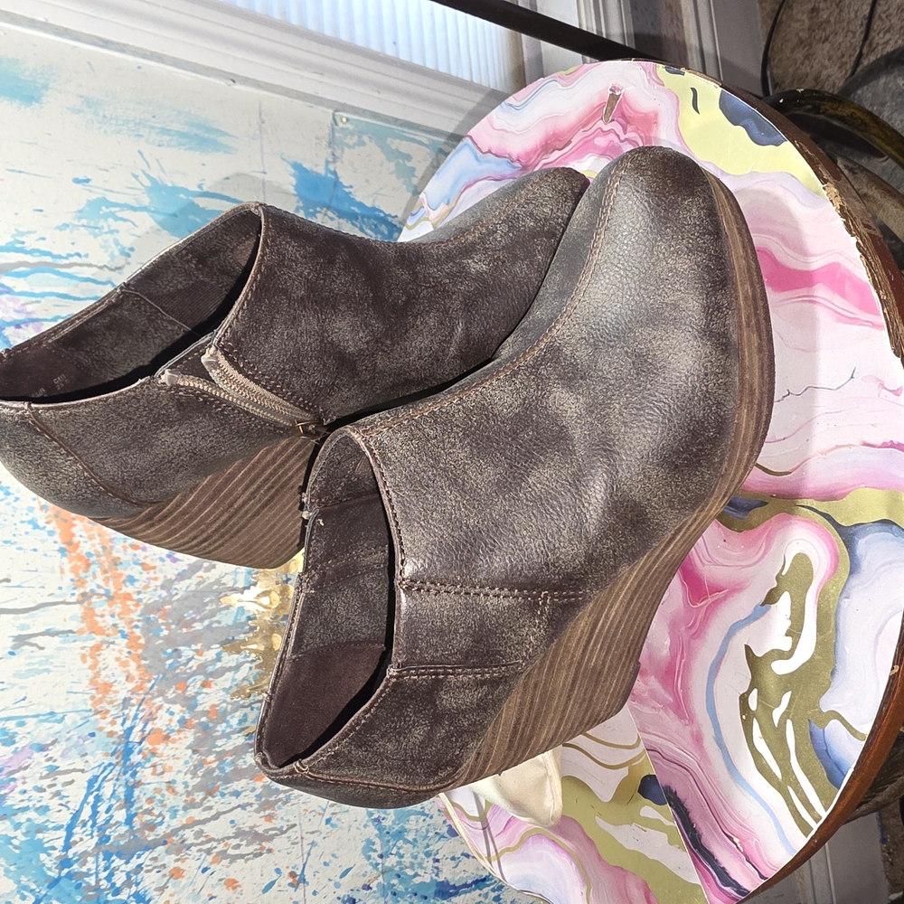 Women's Brown Wedge Ankle Boots